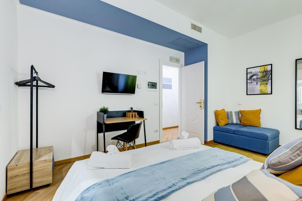 Vivilo Collection - Marche 54 Suites - Close To Via Veneto Area - Lt Рим Экстерьер фото